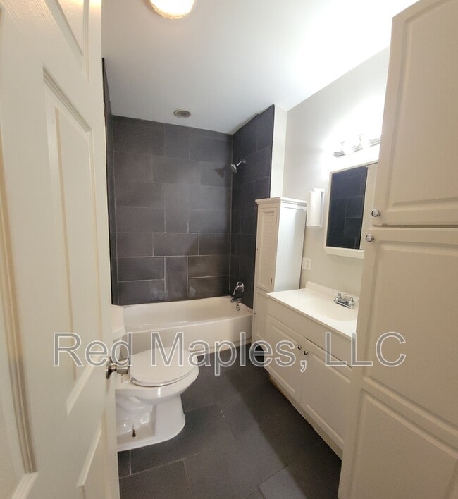 Photo - 5102 Wicklow Pl