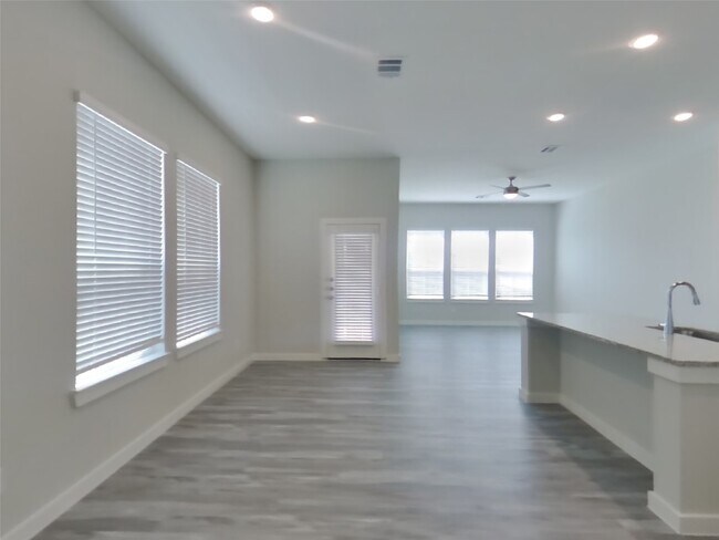 Photo - 22745 Terrazzo Dr