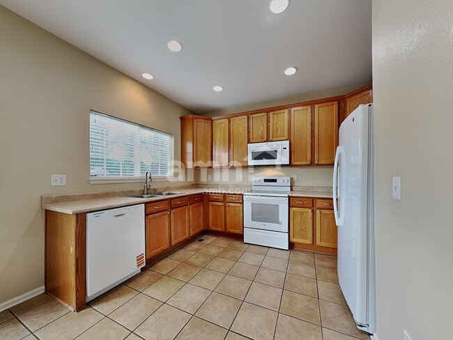 Photo - 469 Hayloft Way