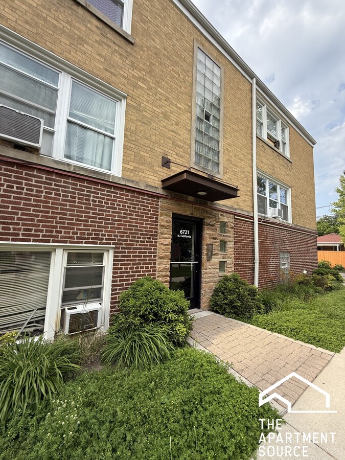 Photo - 6721 N California Ave Unit 2E