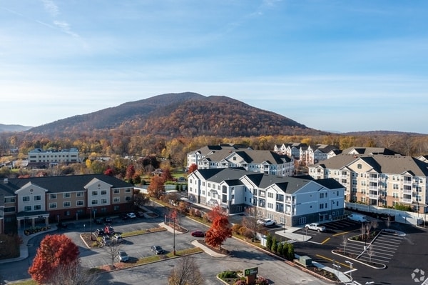 Westgate Apartments in Fishkill, NY - Westgate, An Eagle Rock Community