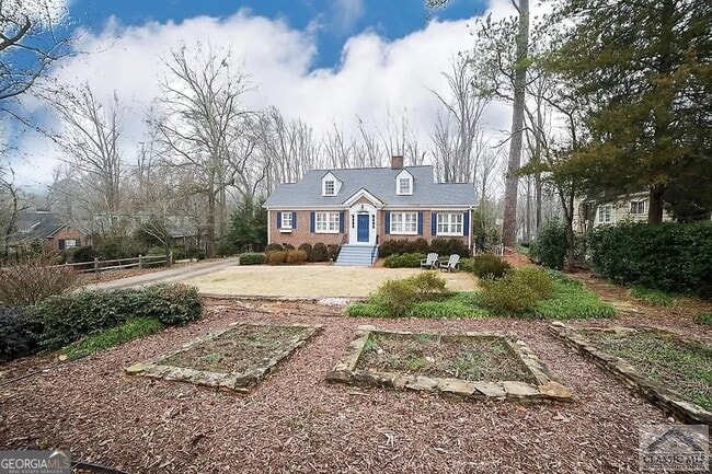 Photo - 482 Highland Ave