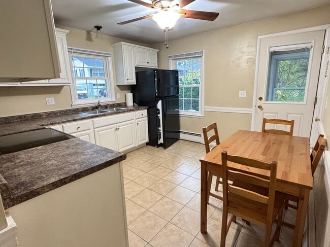 Photo - 81 Maurice St