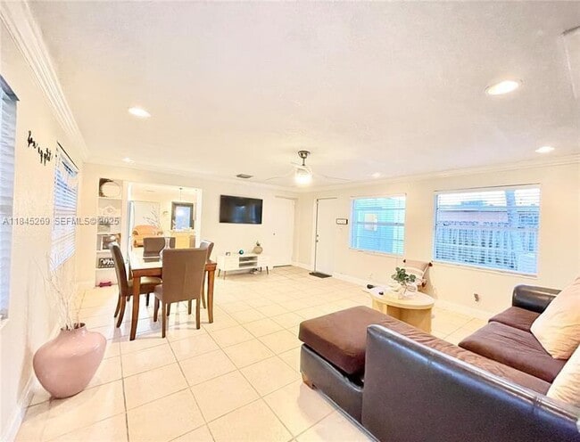 Photo - 1010 N 31st Ct