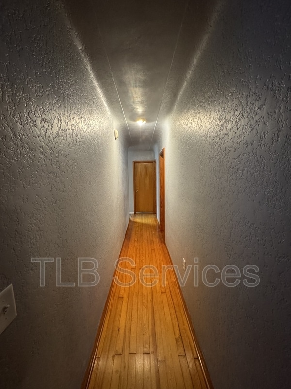 Photo - 542 Montdale Rd