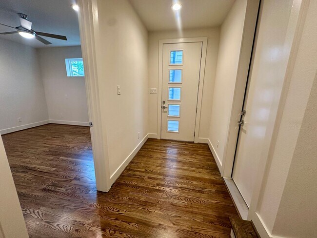 Photo - For Lease | 3 Bed, 2 Bath | 2,139 Sq Ft | ...