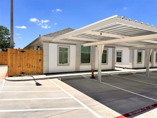 Building Photo - 740 N Alamo Rd Unit 13 Rental