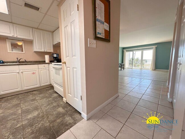 Photo - Gulf-Front 2 Bedroom Condo in Fort Walton ...