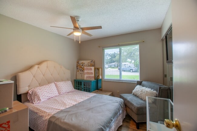 Photo - 1323 Torreya Cir