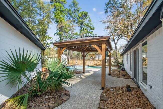 Photo - 127 Sagewood Dr