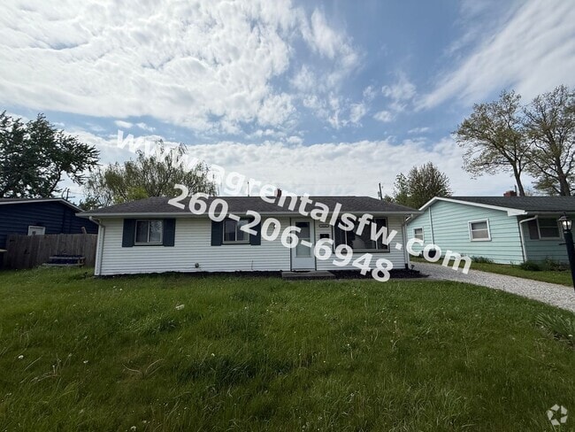 Building Photo - 3 Bedroom House