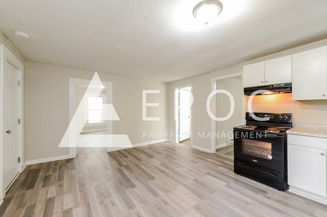 Photo - 1114 Sharon St