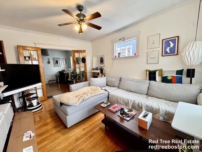 Photo - 21 Saint Peter St Unit 2R