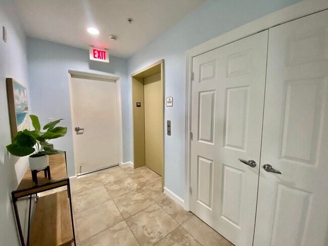 Photo - 800 Juno Ocean Walk Unidad 502