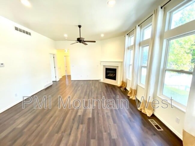 Photo - 2815 W 1375 N