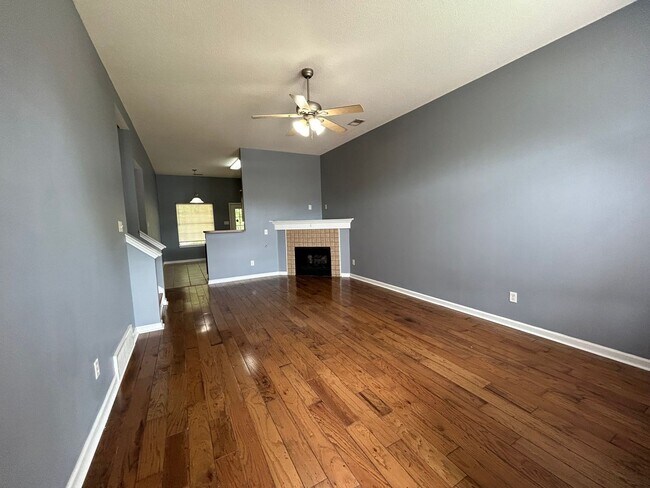 Photo - 3BR/2.5BA  near Shelby Farms.  No CARPET! Small pets allowed.