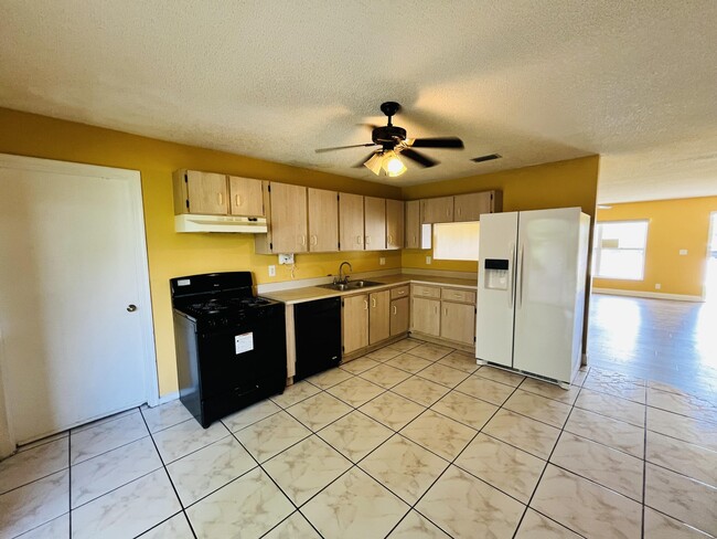 Photo - 5855 Timber Valley Dr