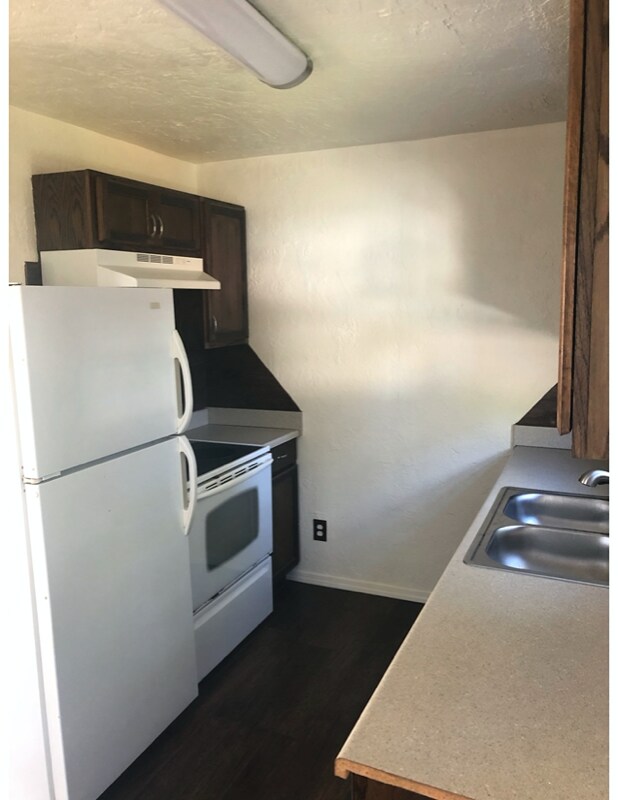 Photo - 110 S 9th St