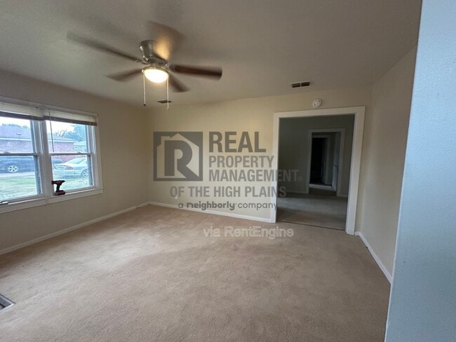 Photo - 3813 S Washington St