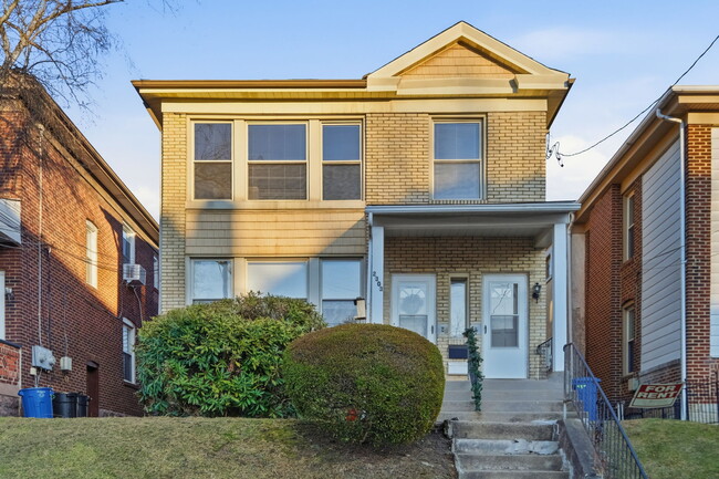 Photo - 2303 Sherbrook St Unidad 2