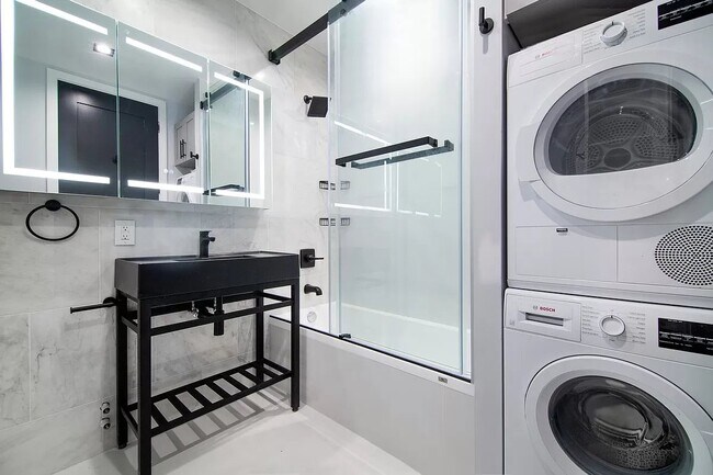 Photo - Large 1 bedroom with additional sleep loft Unit S4