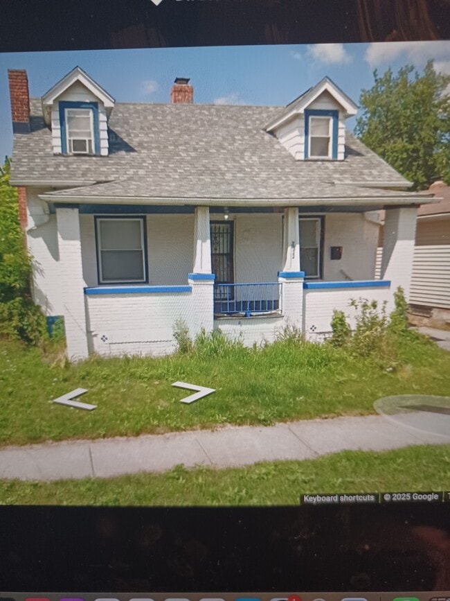 Building Photo - 3822 E 143rd St Rental