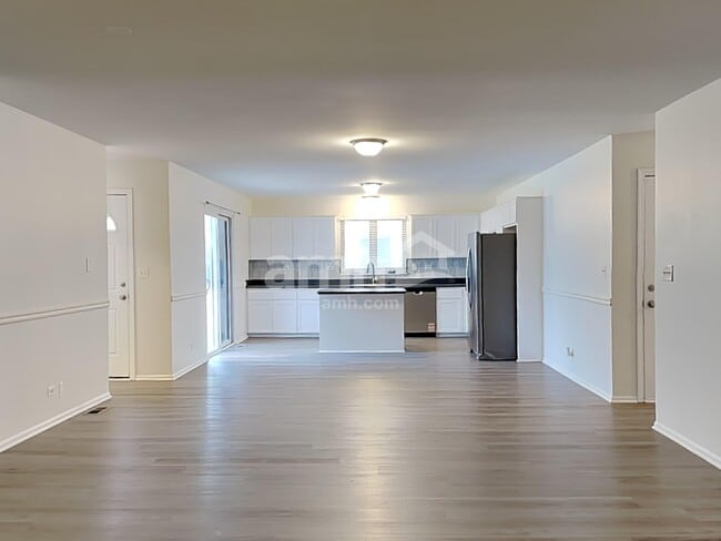 Photo - 2012 Primrose Dr