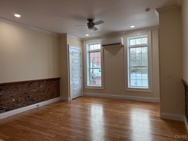 Photo - 141 S Peterboro St