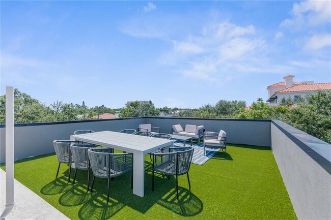 Photo - 426 S Oregon Ave