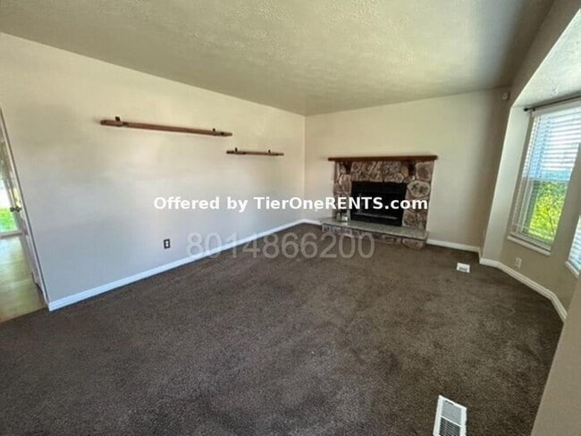 Photo - This property offers a NO DEPOSIT option available for qualified renters!