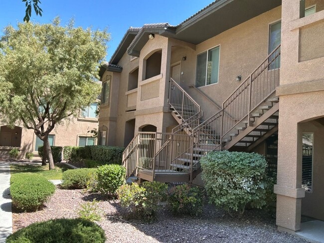 Photo - Condo 3 bedrooms 2 bathrooms 1 car garage gated subdivision.