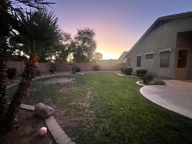 Photo - 3107 E Kingbird Pl