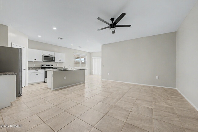 Photo - 103 S Collier Ln