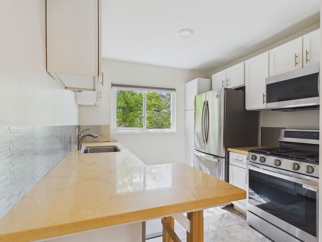Photo - **Bright & Spacious 1BR Near UC Berkeley | Hardwood Floors + Natural Light**