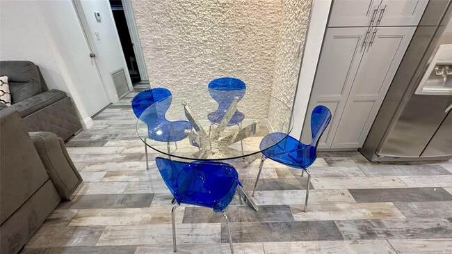 Photo - 4751 NE 10th Ave