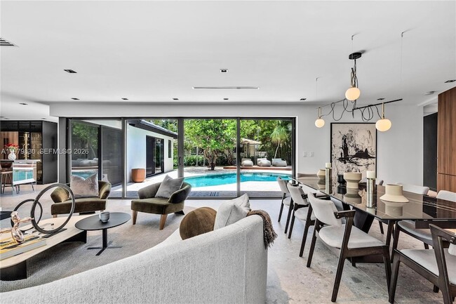 Photo - 2500 Bayview Dr