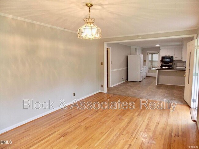 Photo - 714 Carter Ave