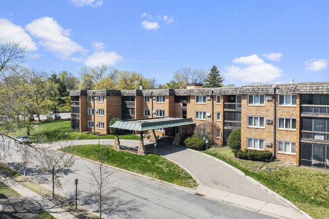 Photo - 3200 Virginia Ave S Unit #106