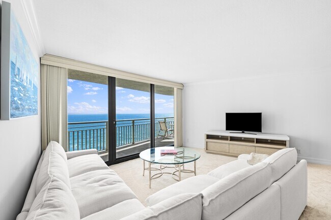 3000 N Ocean Dr Unit 28e