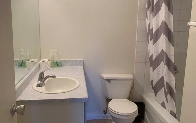 Building Photo - 8131 Ryan Rd