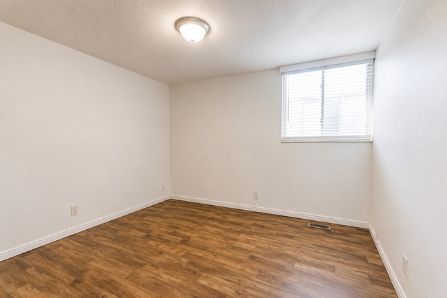 Photo - West Valley Condo with Prime Location in West Valley!