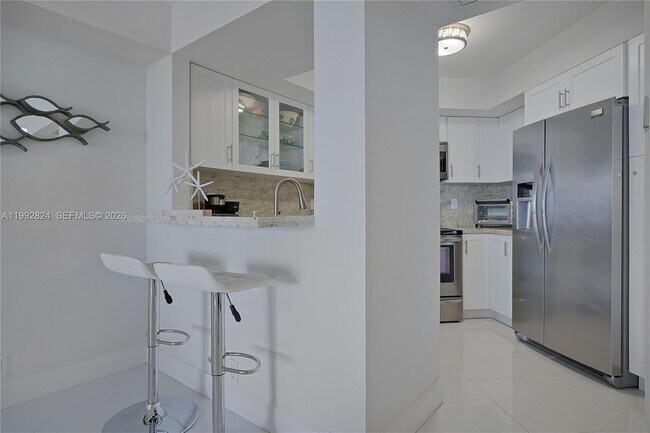Photo - 6767 Collins Ave Unit 204