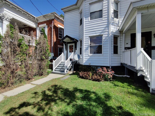 Photo - 78 S Hamilton St Unit B