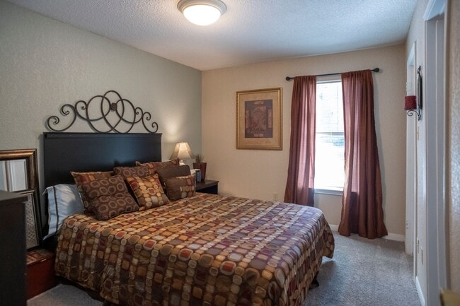 The Summit Apartments