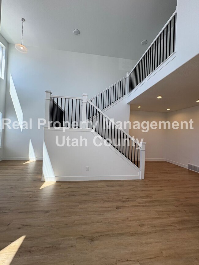 Photo - Beautiful Townhome in Lehi