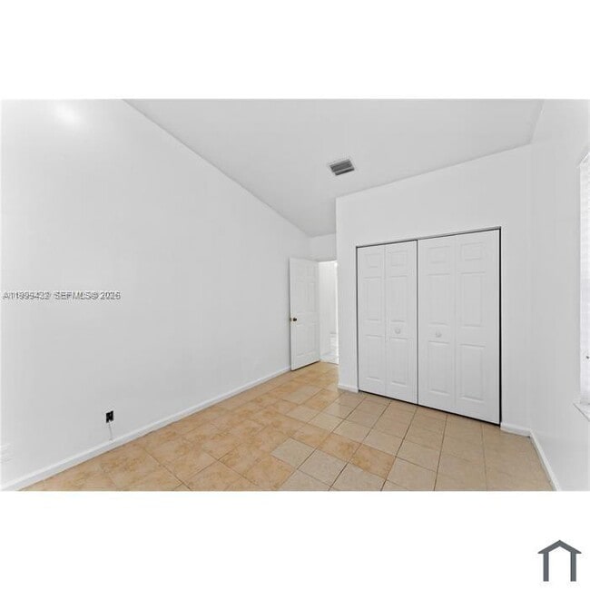 Photo - 2269 N Rock Island Rd