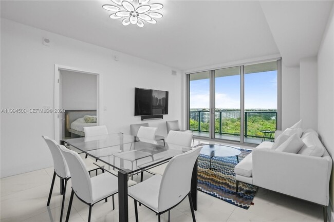 Building Photo - 16385 Biscayne Blvd Unit 1402