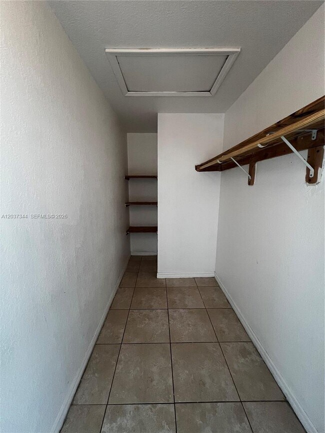 Photo - 7012 NW 6th Ct Unit 7012