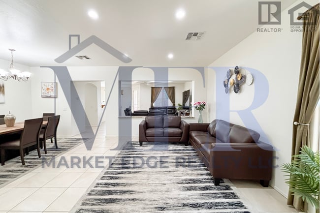 Photo - 4Bed/2Bath Furnished Home w/3 Car Garage! ...
