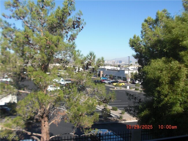 Building Photo - 950 Seven Hills Dr Unit 2221